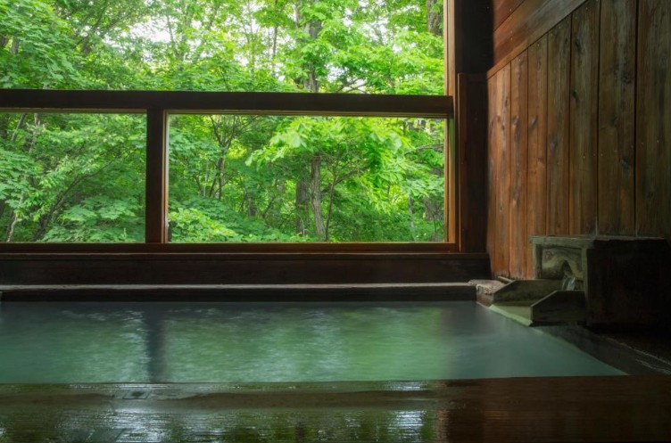 高宮樹林酒店溫泉