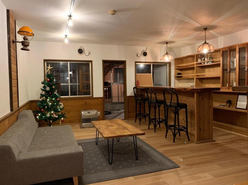 Shika Lodge Madarao Bar